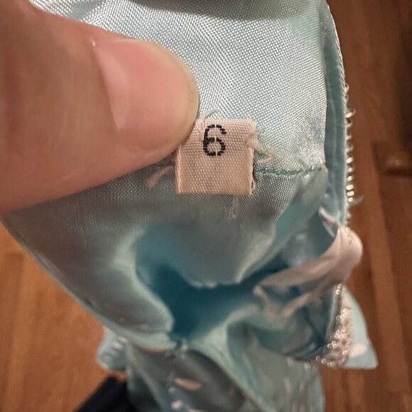 Sherri Hill Two Piece Prom Dress sz 6 Mermaid Light Blue White32226 Retro Formal - Picture 16 of 16